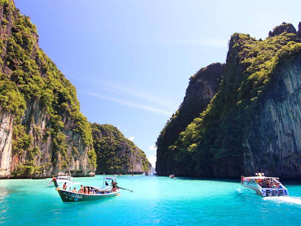 phi phi island